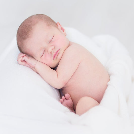 Aké sú efektívne pomôcky pre uspanie novorodenca?